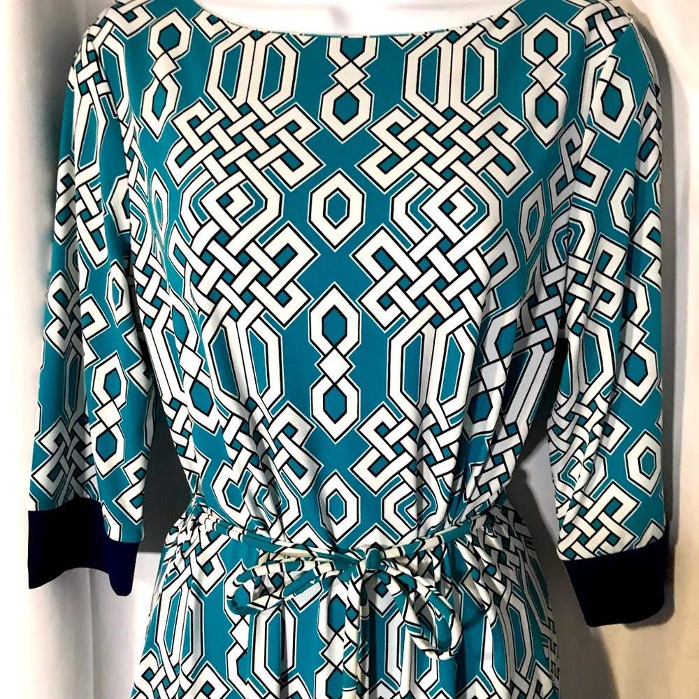 Liz Claiborne Geometric Lattice Dress Size Medium
